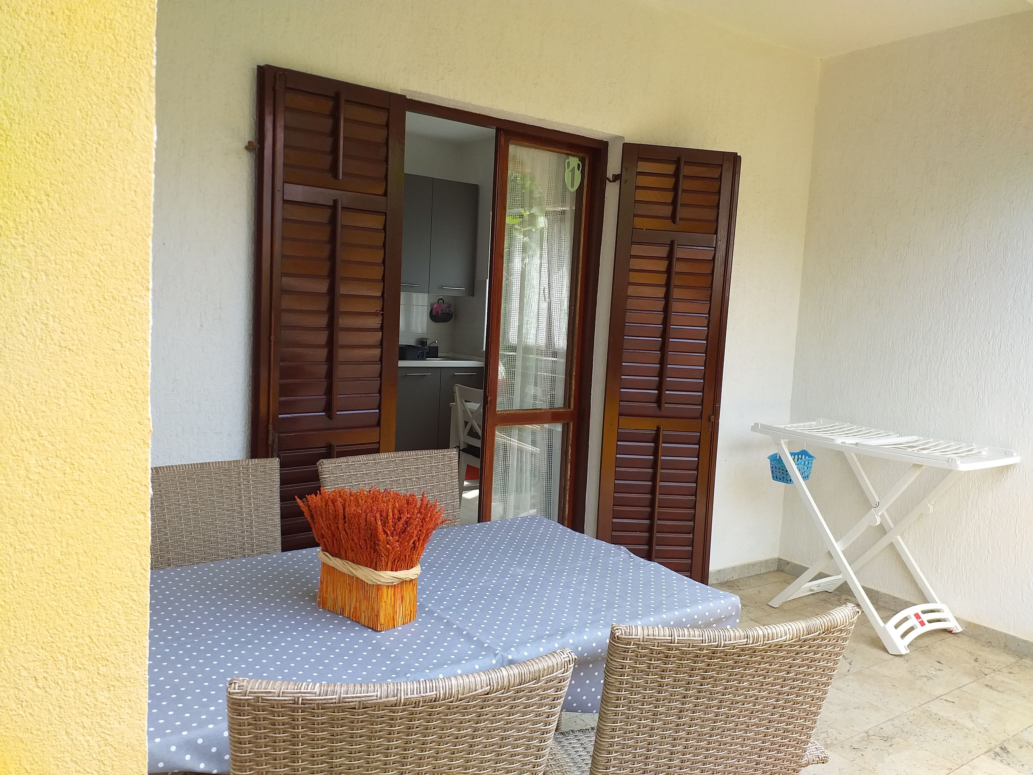 Two bedroom apartment with terrace Fažana  A-a