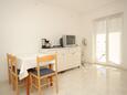 Dining room Ližnjan, Dining room in the studio-apartment, (pet friendly) and WiFi.