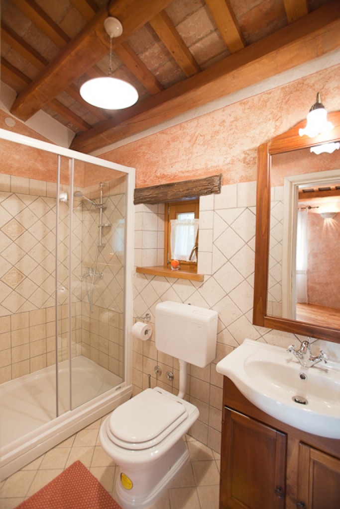Three bedroom house with terrace and sea view Trget, Raša  K