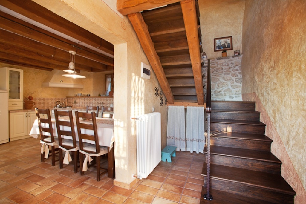 Three bedroom house with terrace and sea view Trget, Raša  K
