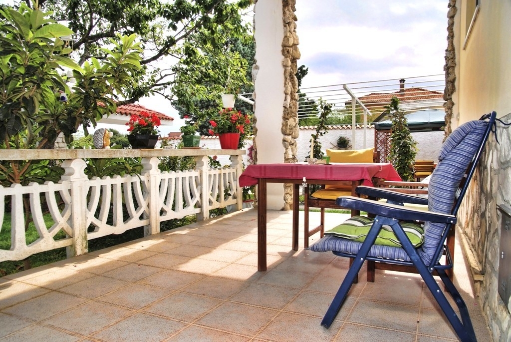 One bedroom apartment with terrace Valbandon, Fažana (A-7257-b)