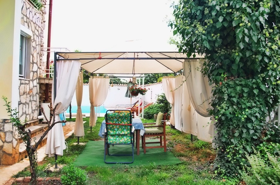 One bedroom apartment with terrace Valbandon (Fažana) (A-7257-c) One bedroom apartment with terrace Valbandon (Fažana) (A-7257-c)