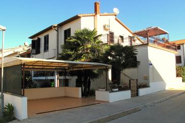 Property Fažana, Fažana, Property 7260 - Apartments with pebble beach.