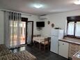 Dining room Fažana, Dining room in the apartment, (pet friendly) and WiFi.