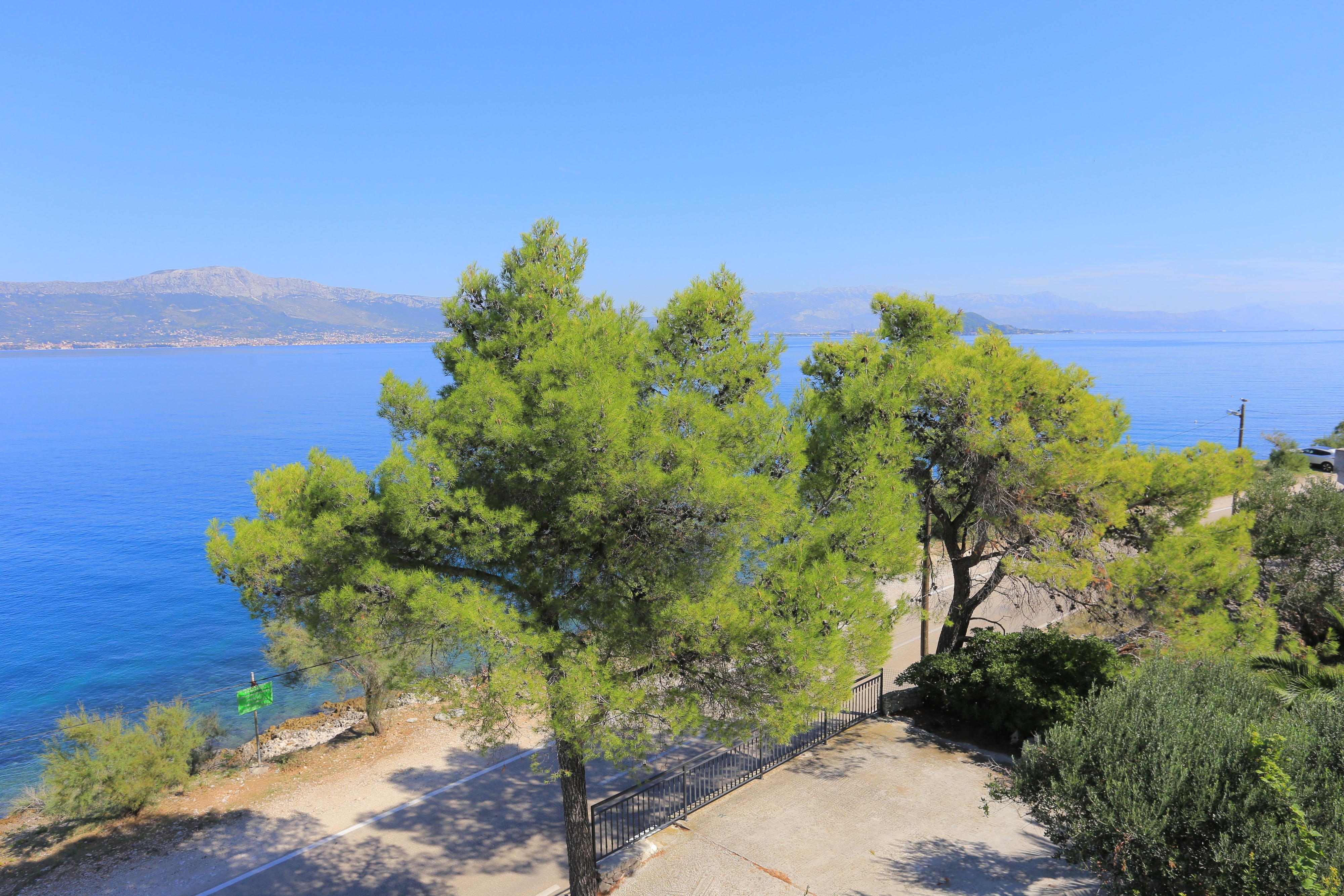 Two bedroom apartment near beach Slatine, Čiovo  A-a