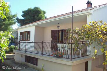 Property Mirca, Brač, Property 728 - Apartments with pebble beach.