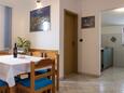 Medulin, Dining room in the apartment, air condition available and WiFi.