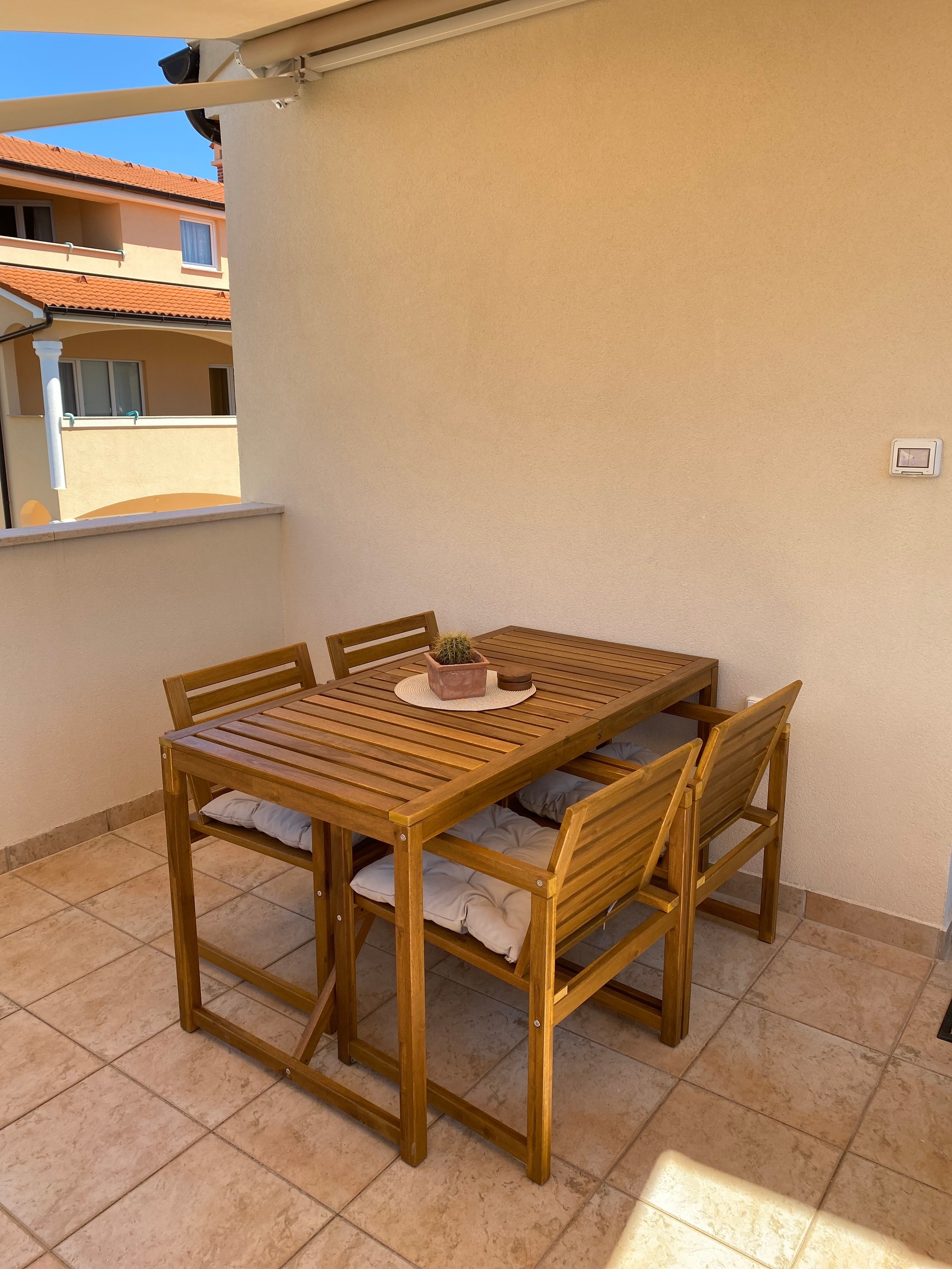 Two bedroom apartment with terrace Medulin  A-b