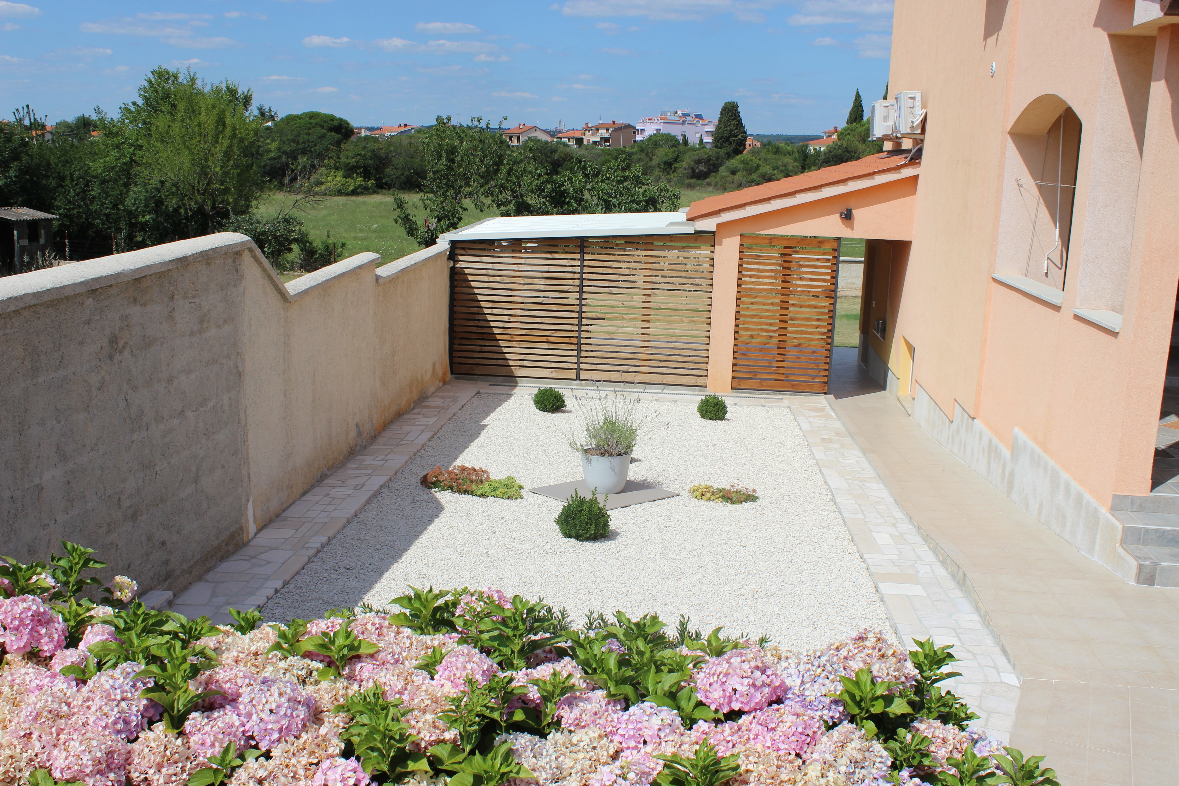 One bedroom apartment with terrace Valbandon, Fažana  A-a