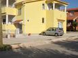 Parking lot Fažana, Fažana, Parking lot 7302 - Apartments with pebble beach.