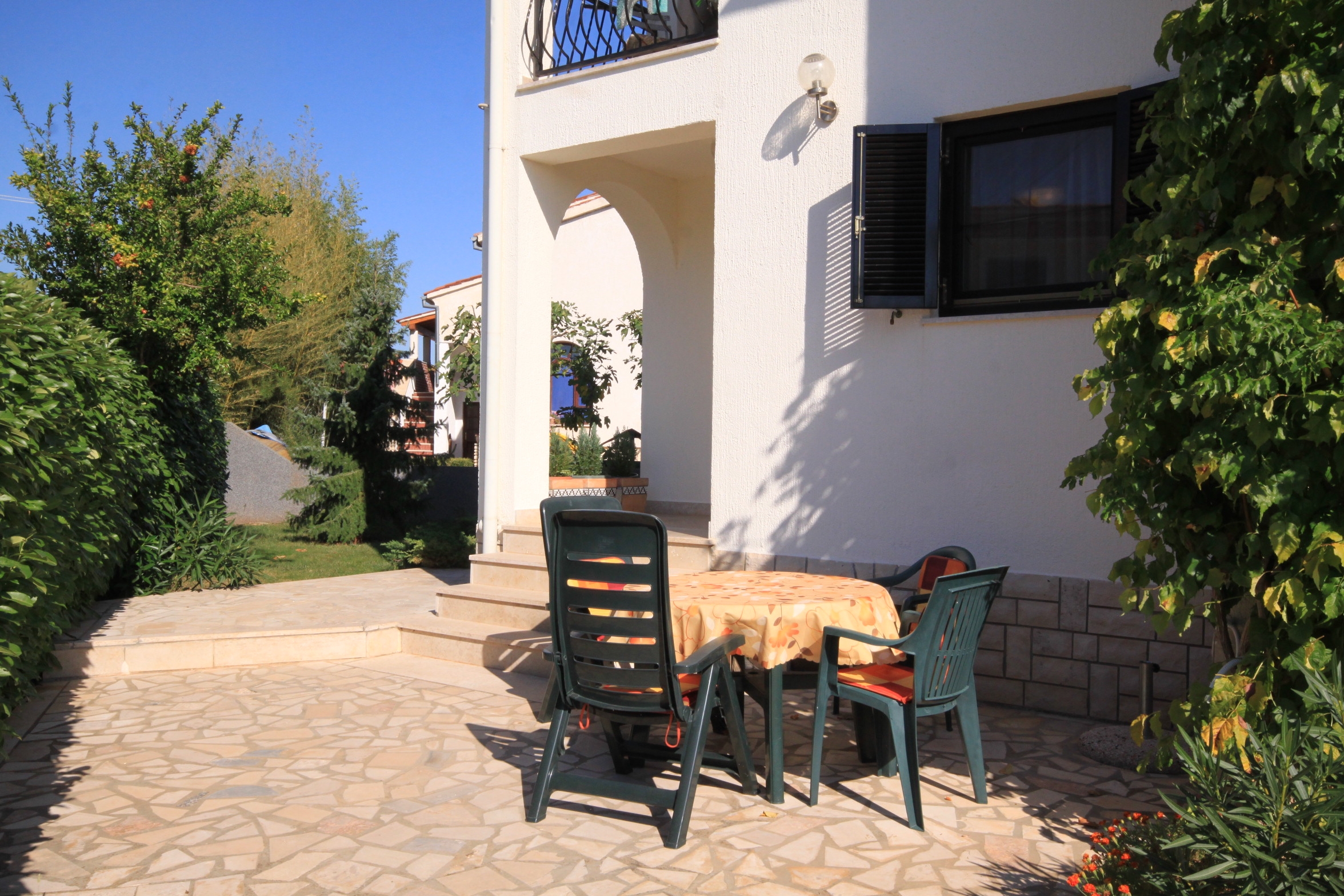 One bedroom apartment with terrace Valbandon, Fažana  A-a