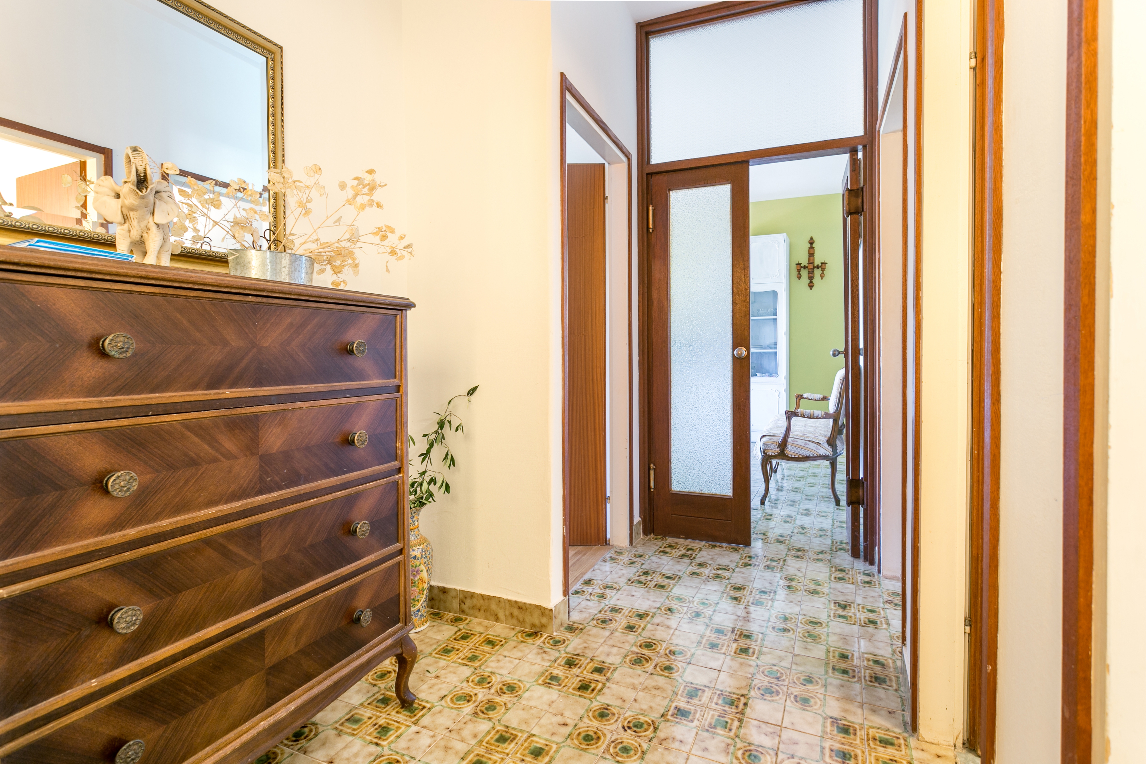 Three bedroom apartment with terrace and sea view Mirca, Brač  A-a