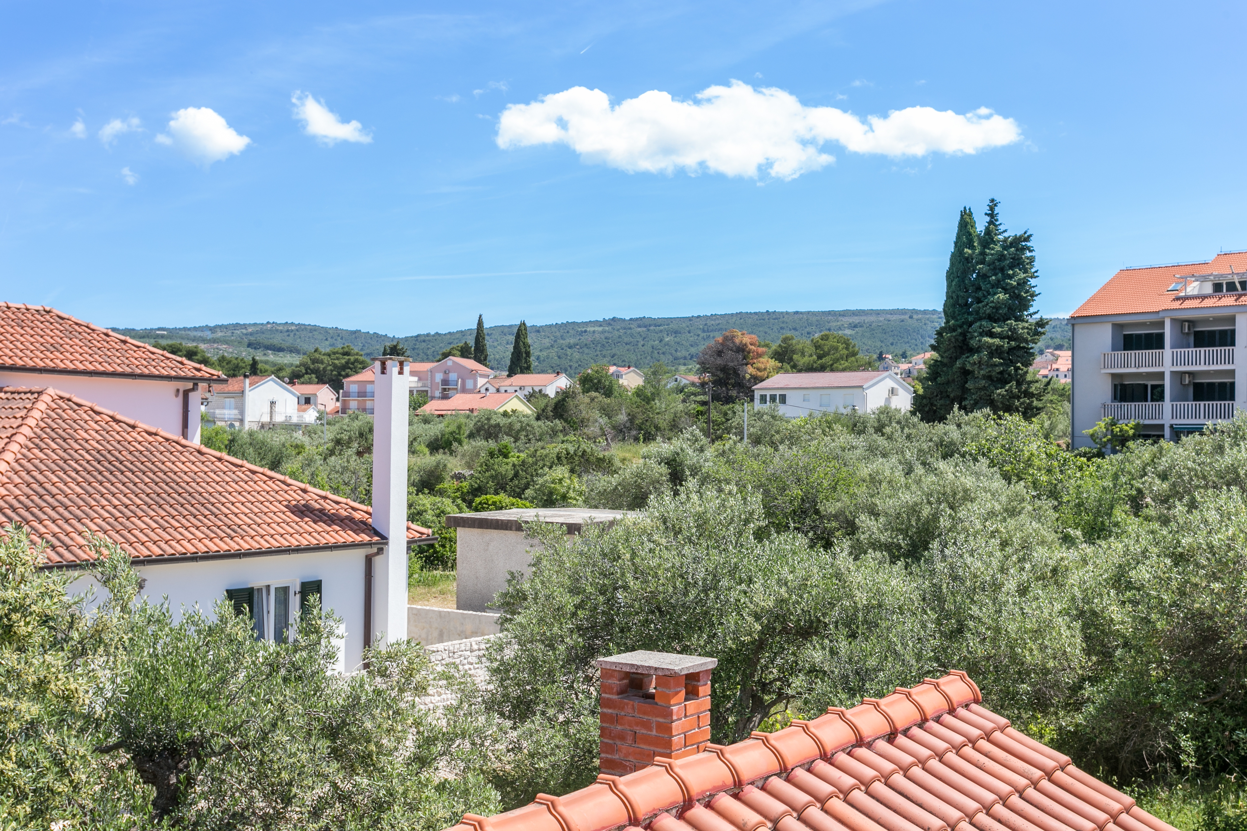 Three bedroom apartment with terrace and sea view Mirca, Brač  A-b