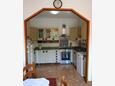 Kitchen Milna, Kitchen in the apartment, air condition available, (pet friendly) and WiFi.