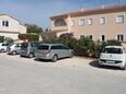 Parking lot Vinkuran, Pula, Parking lot 7339 - Apartments with pebble beach.