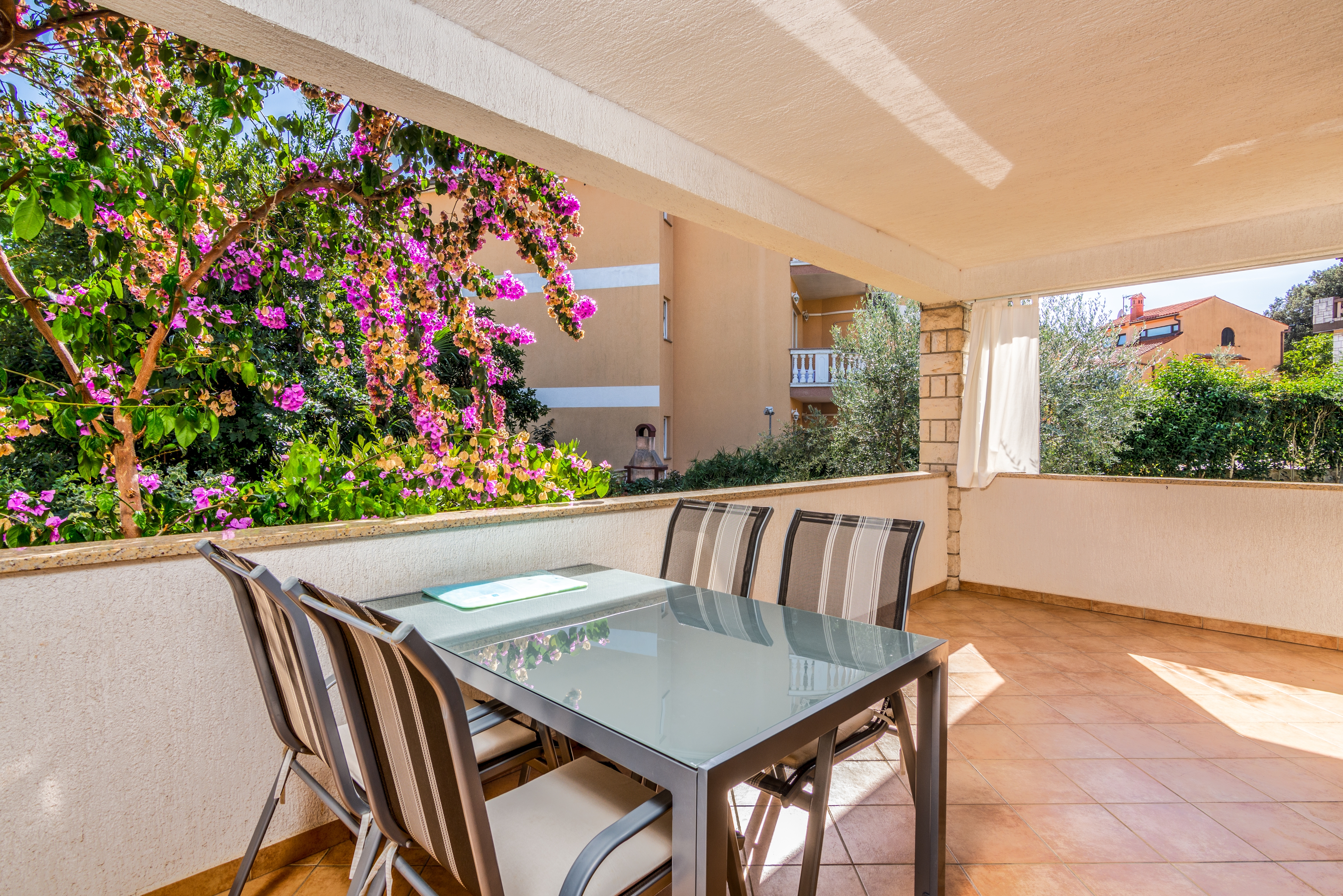 One bedroom apartment with terrace Pješčana Uvala, Pula (A-7349-b)