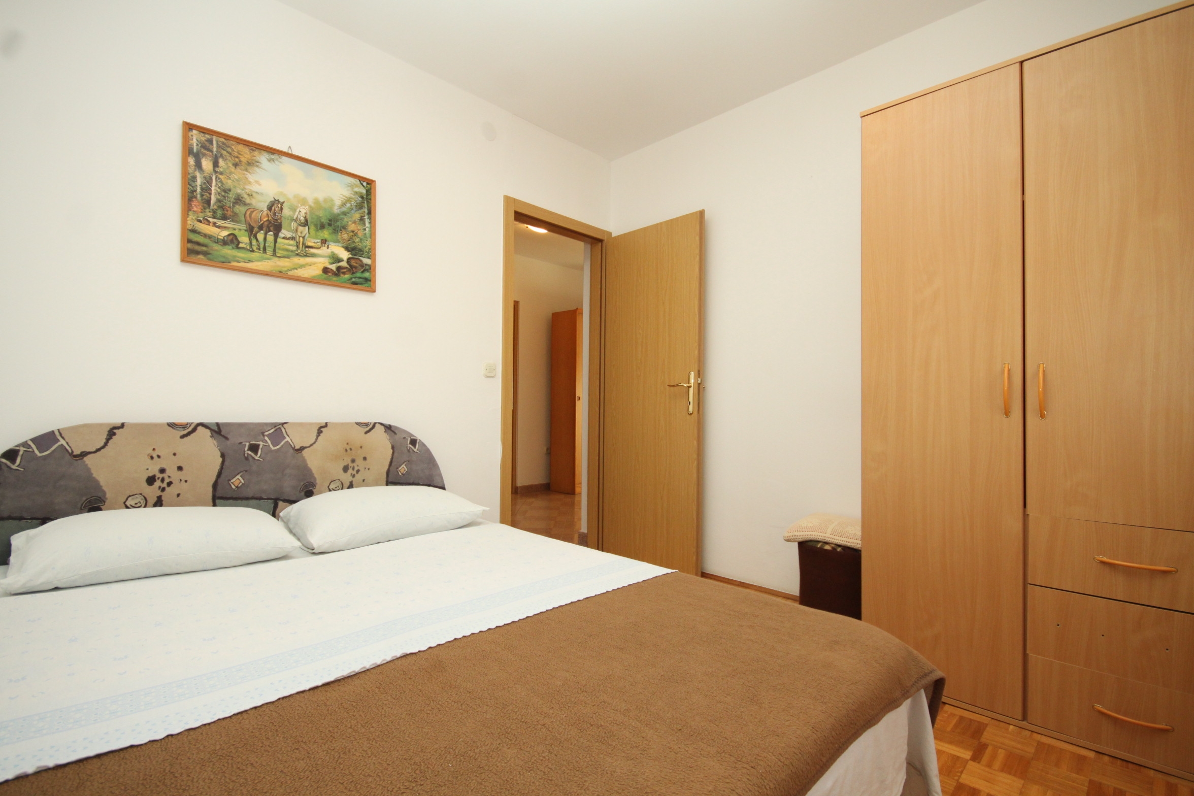 Three bedroom apartment with terrace Valbandon, Fažana  A-a