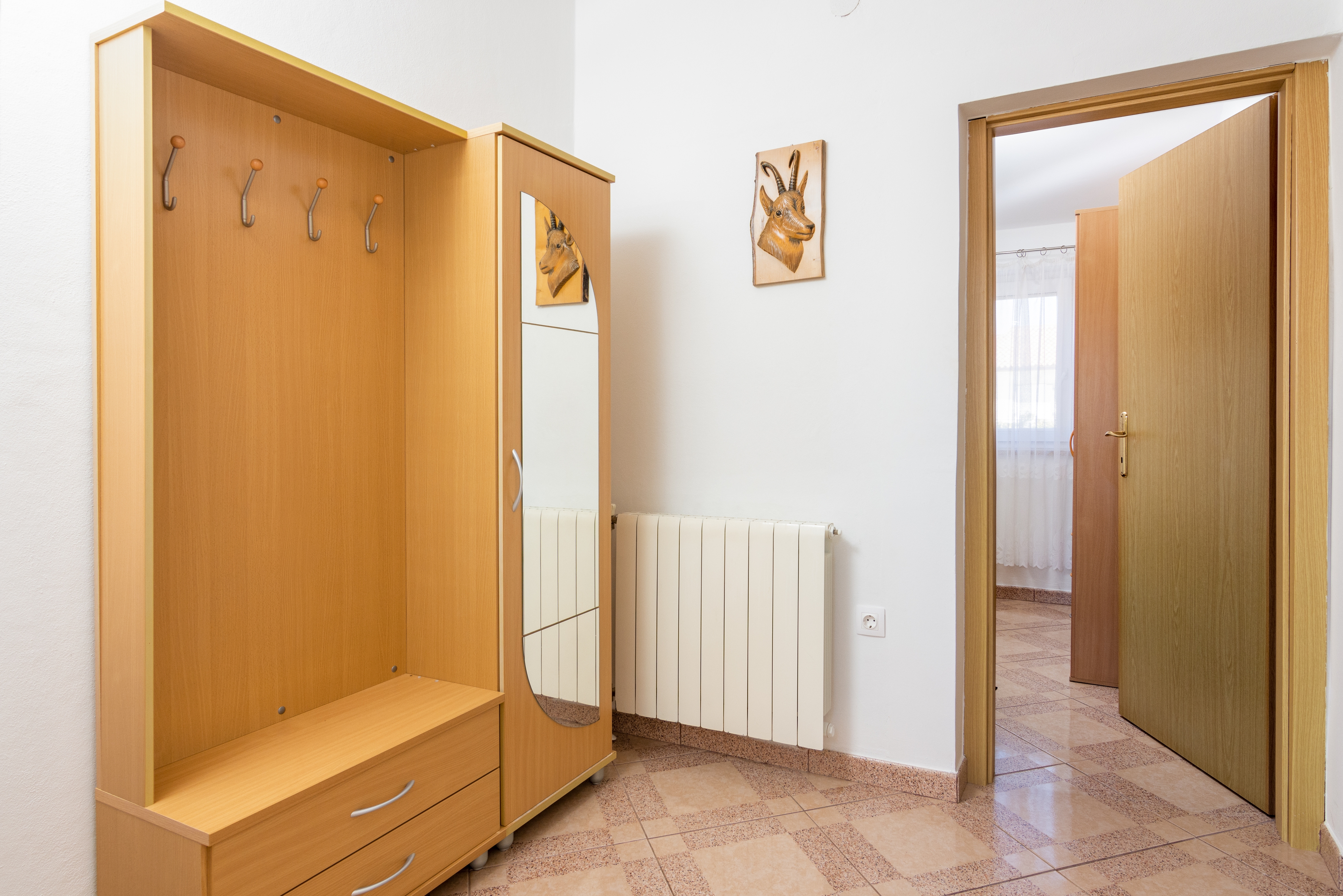 Three bedroom apartment with terrace Valbandon, Fažana  A-a