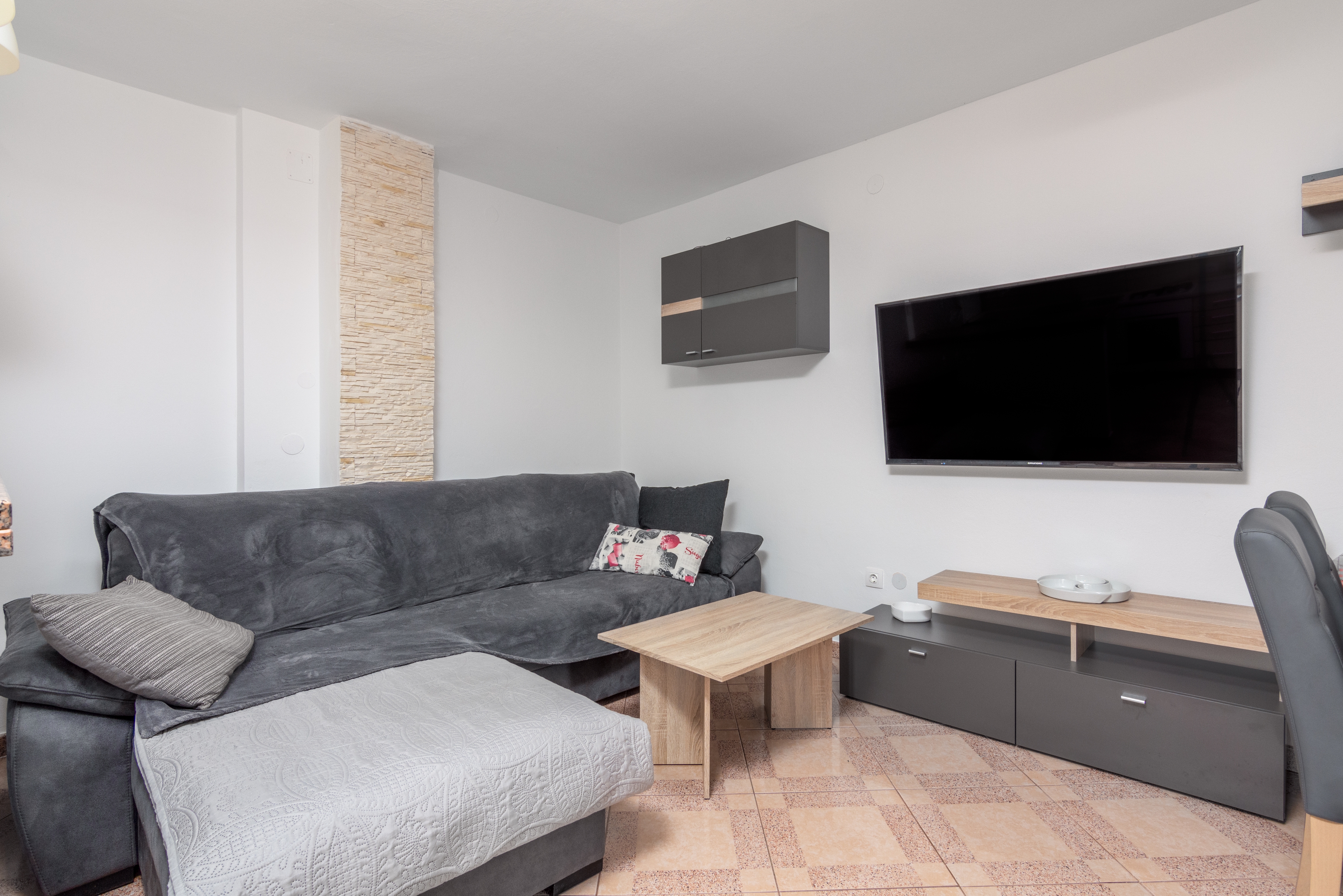 Three bedroom apartment with terrace Valbandon, Fažana (A-7352-a) Three bedroom apartment with terrace Valbandon, Fažana (A-7352-a)