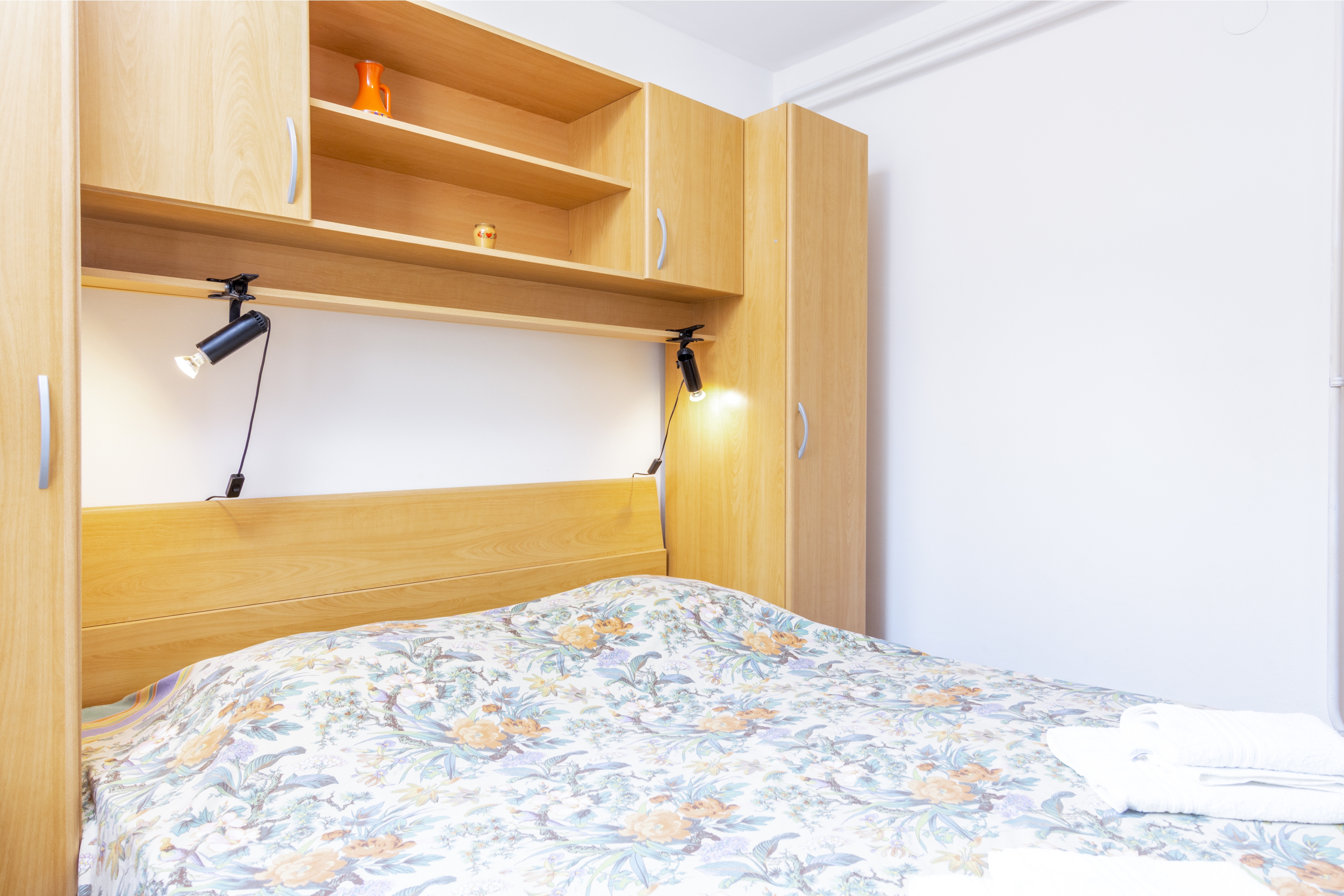 Two bedroom apartment with terrace Štinjan, Pula  A-a