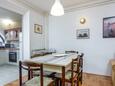 Dining room Štinjan, Dining room in the apartment, (pet friendly) and WiFi.