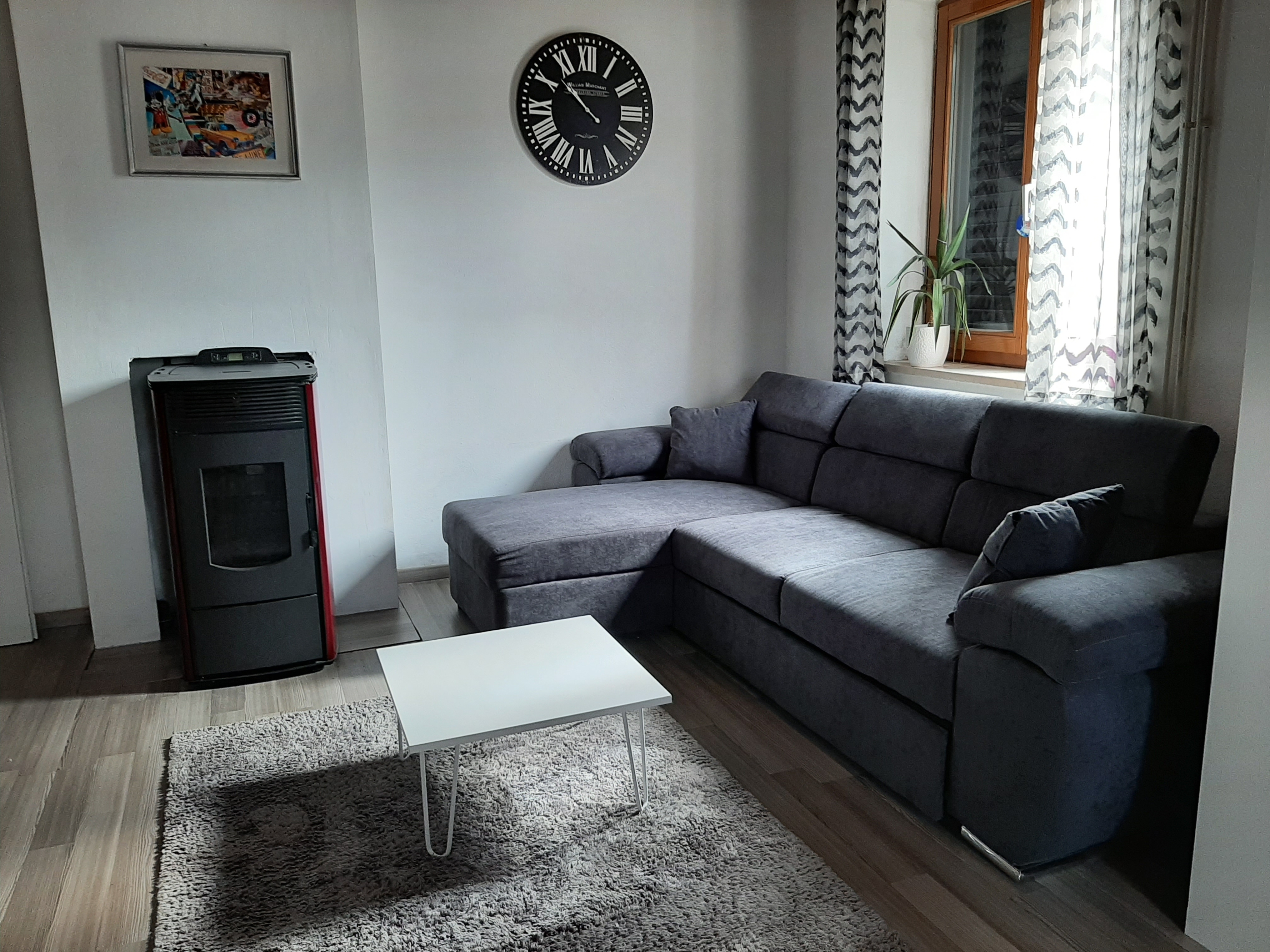 Two bedroom apartment with terrace and sea view Postira, Brač  A-b