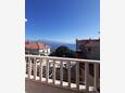 Postira, Terraza 2 in the apartment, with a sea view, (pet friendly) y WiFi.