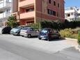 Parking lot Pula, Pula, Parking lot 7370 - Apartments with pebble beach.