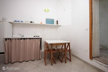Dining room Medulin, Dining room in the apartment, dopusteni kucni ljubimci i WIFI.