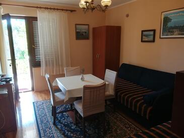 Medulin, Jídelna v ubytování typu apartment, WiFi.