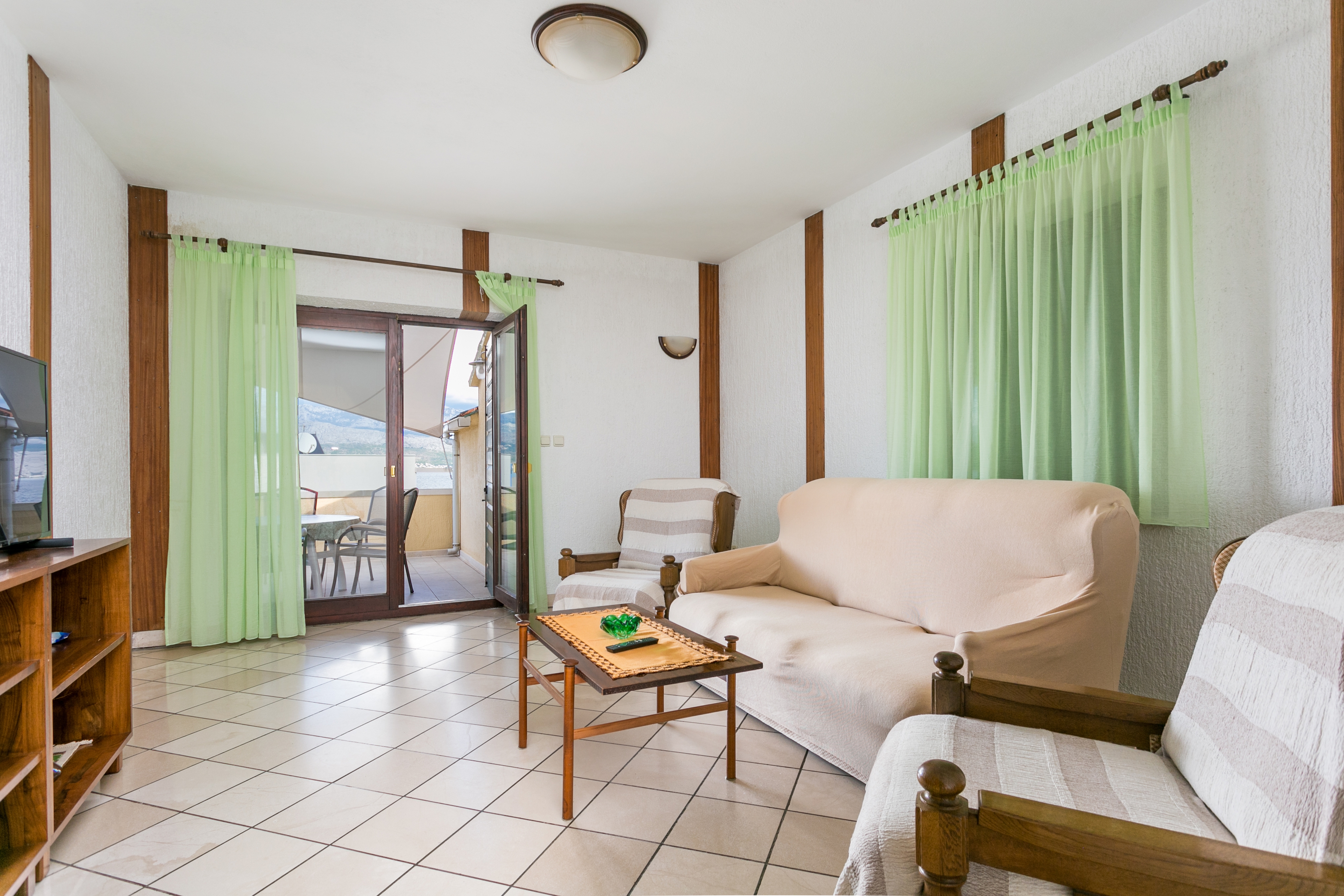 Three bedroom apartment with terrace and sea view Postira, Brač (A-739-b) Three bedroom apartment with terrace and sea view Postira, Brač (A-739-b)