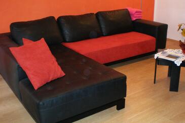 Living room Presika, Living room in the house, dostupna klima i WIFI.
