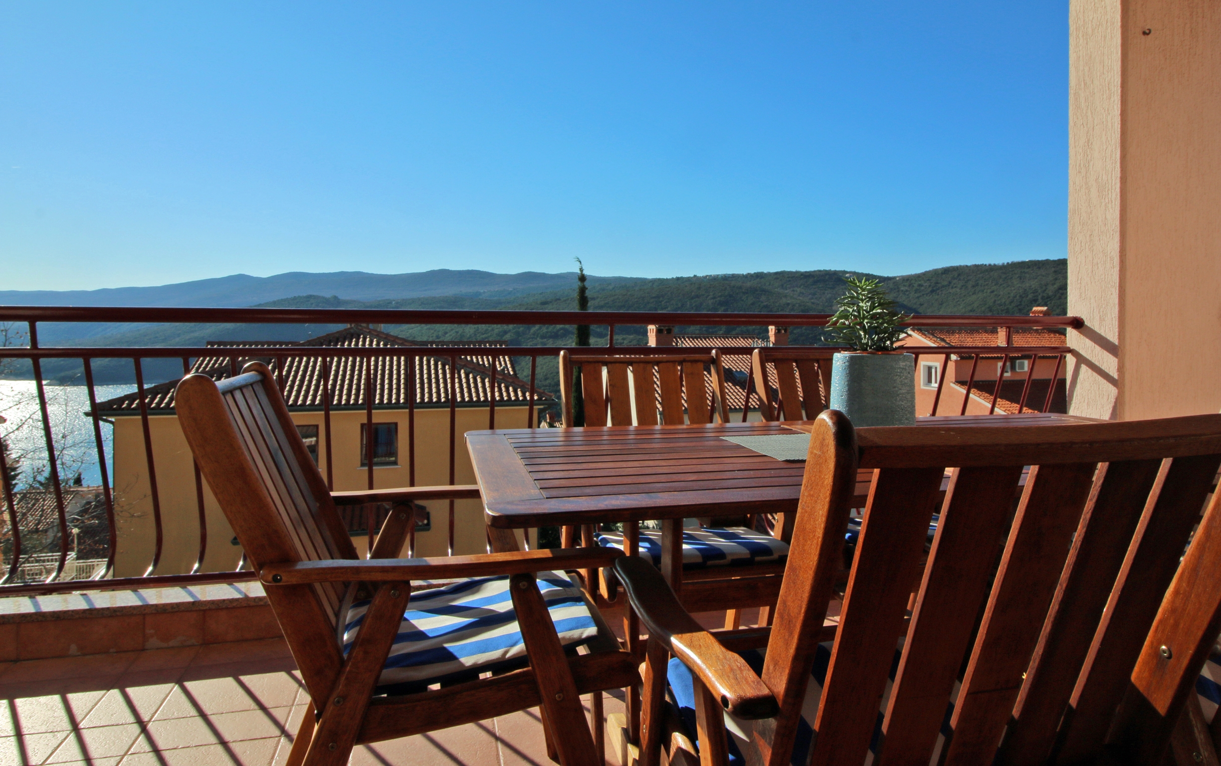 Three bedroom apartment with terrace and sea view Rabac, Labin  A-a