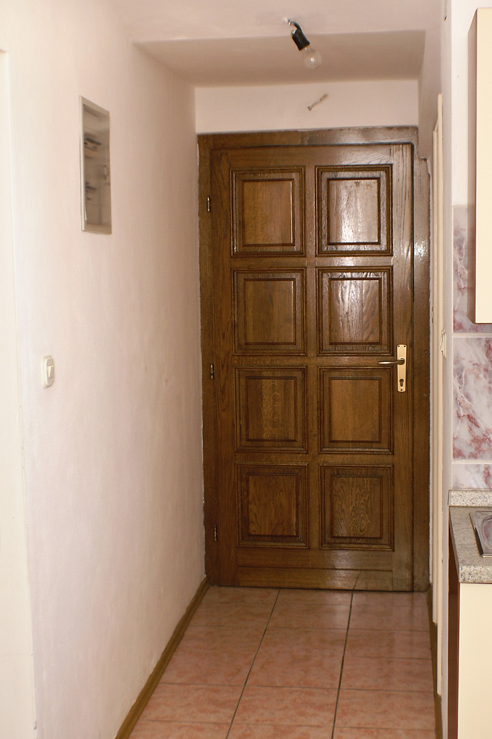 Dvosobni apartman s terasom i pogledom na more Sutivan, Brač  A-a