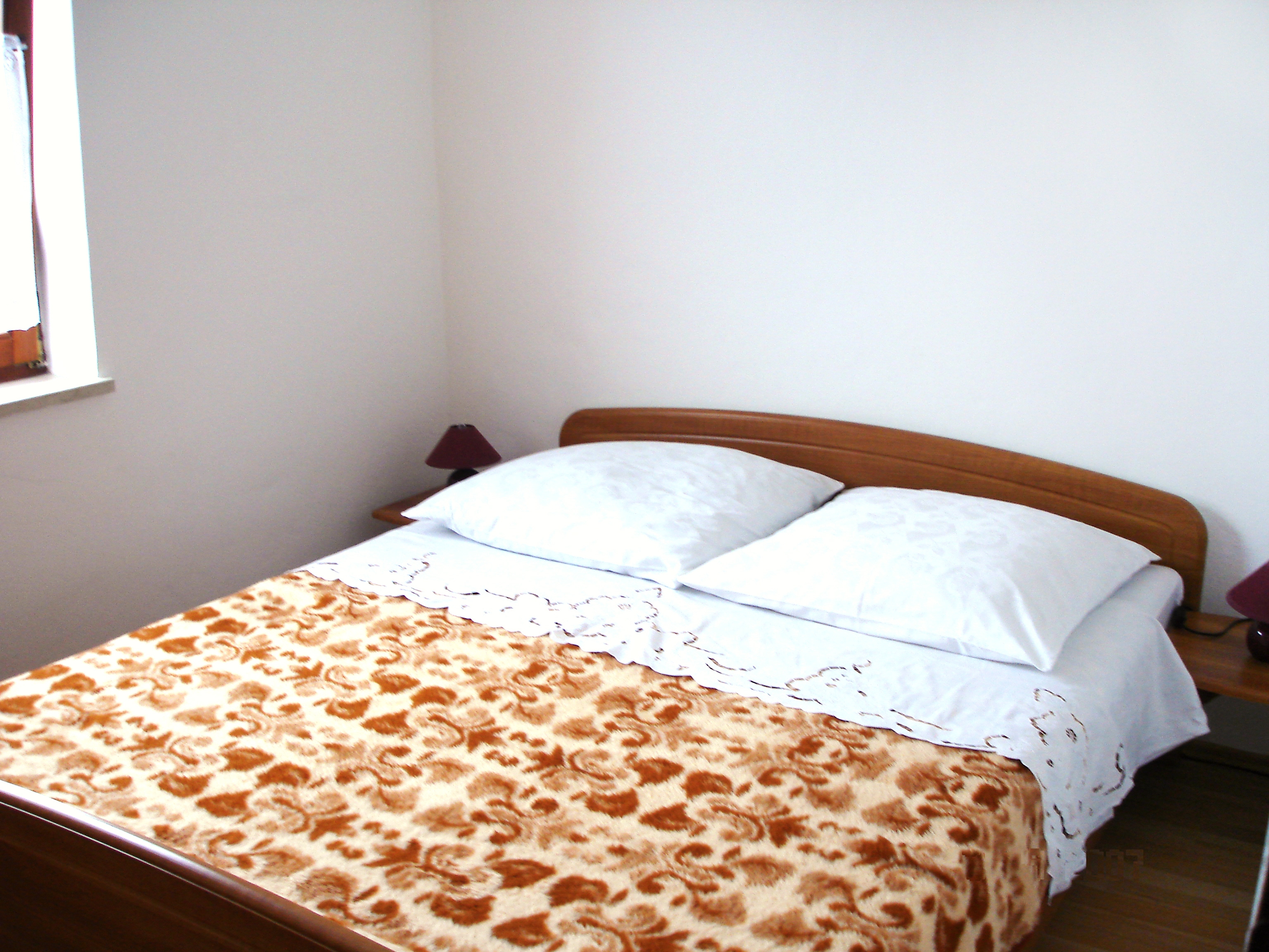 Jednosobni apartman s terasom Sutivan, Brač  A-b