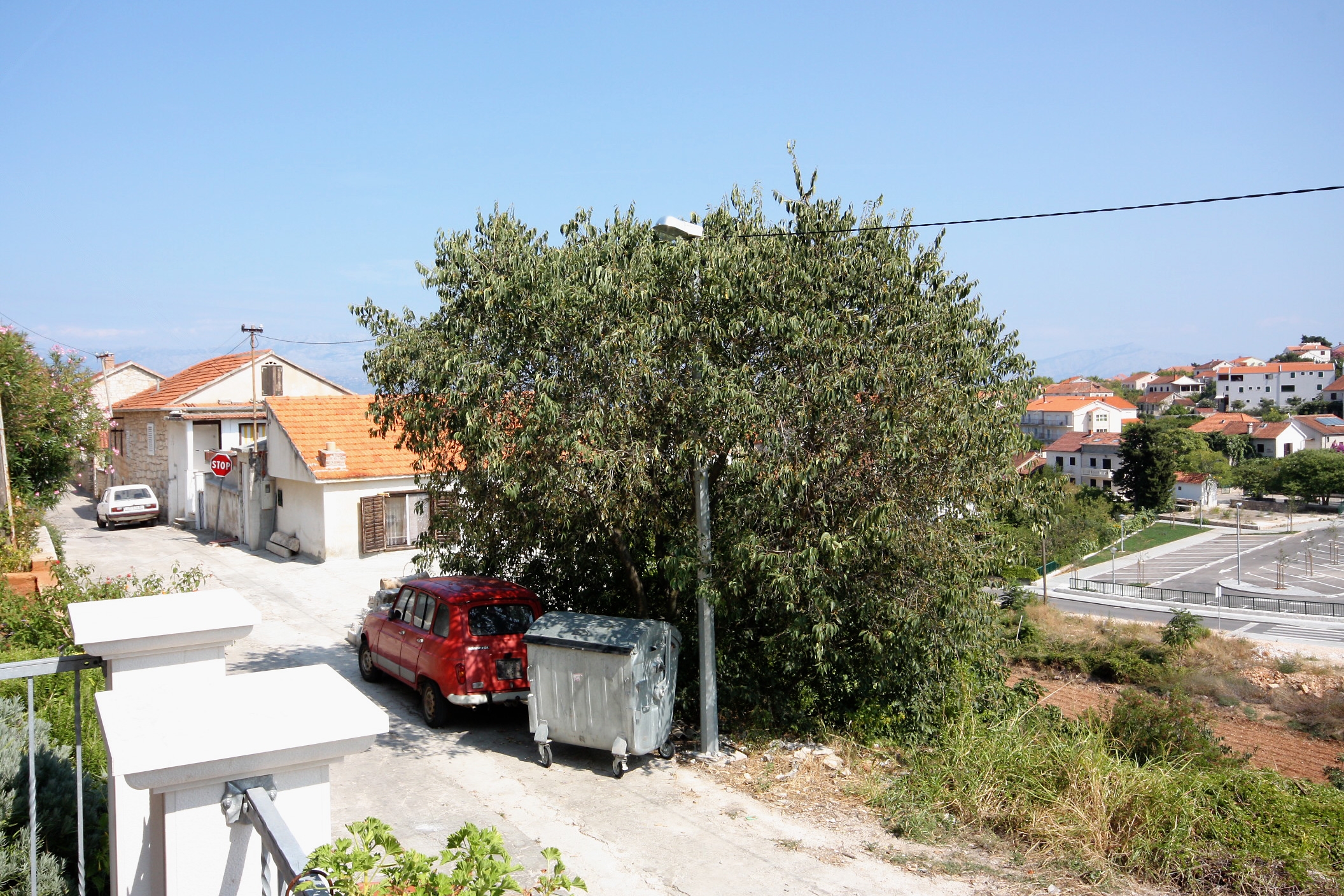 Jednosobni apartman s terasom Sutivan, Brač  A-b