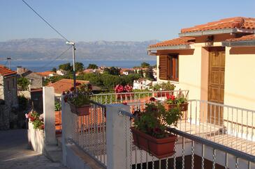 Property Sutivan, Brač, Property 745 - Apartments with pebble beach.