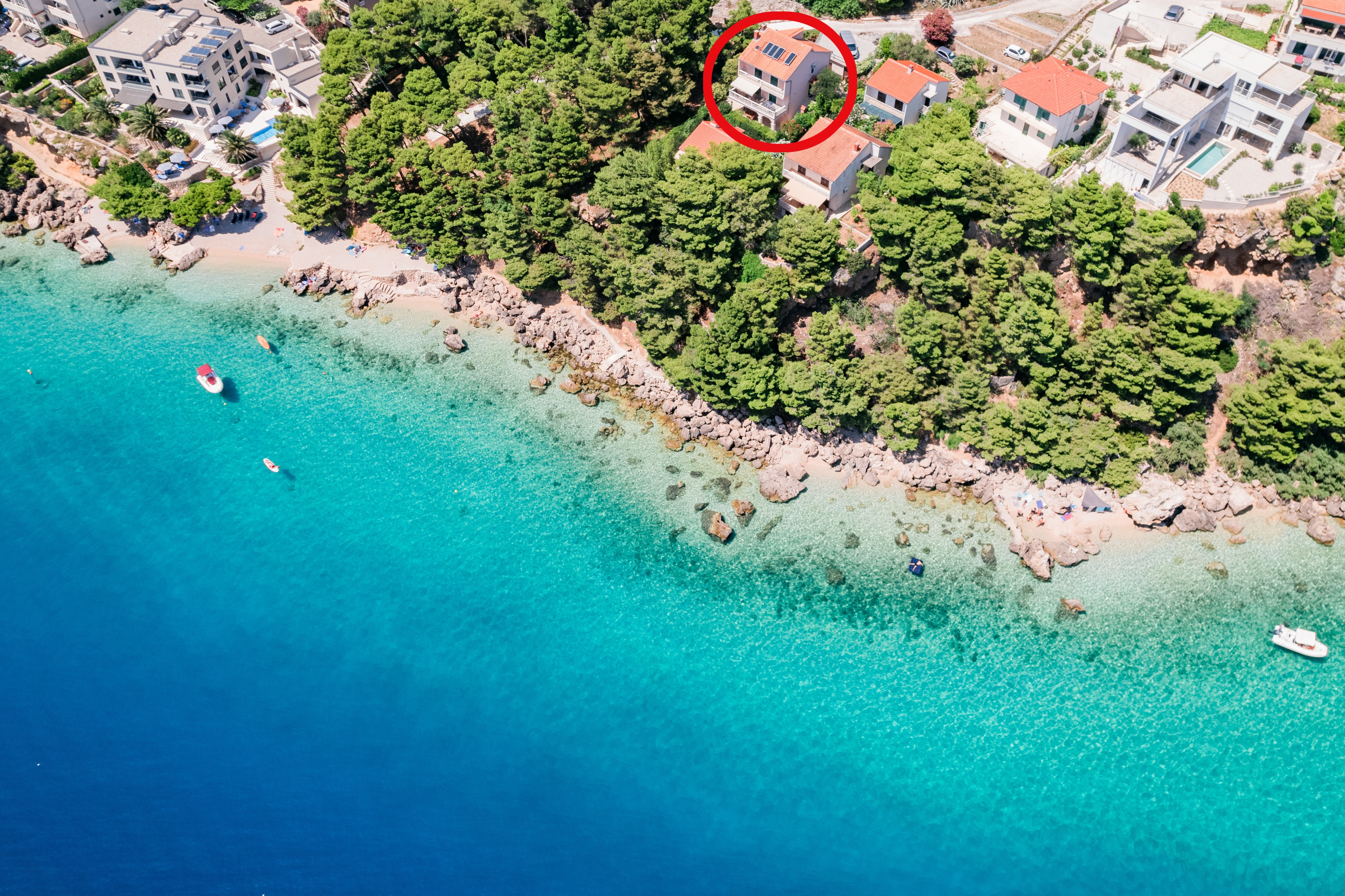 Četverosobni apartman s terasom i pogledom na more Medići, Omiš  A-a