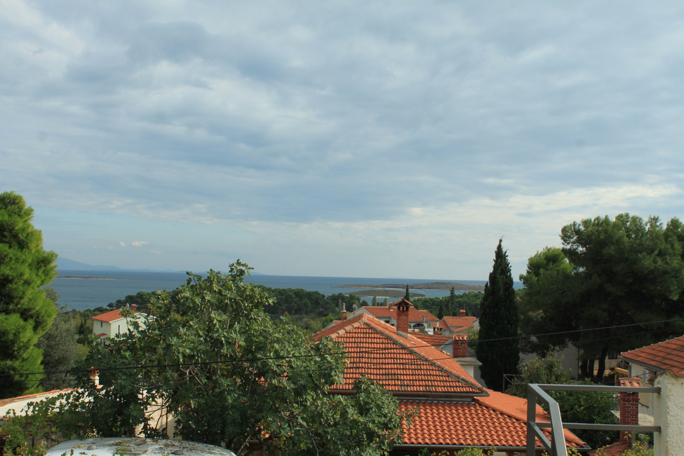 Two bedroom apartment with terrace and sea view Premantura, Medulin  A-b