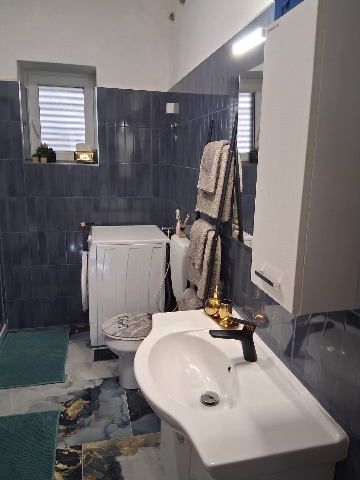 Two bedroom house with terrace and sea view Plomin Luka, Labin  K