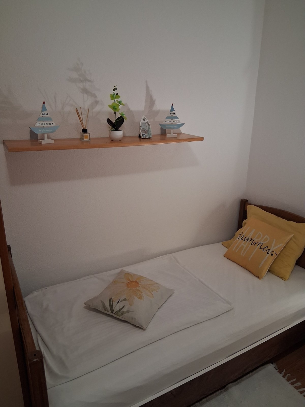 Two bedroom house with terrace and sea view Plomin Luka, Labin  K