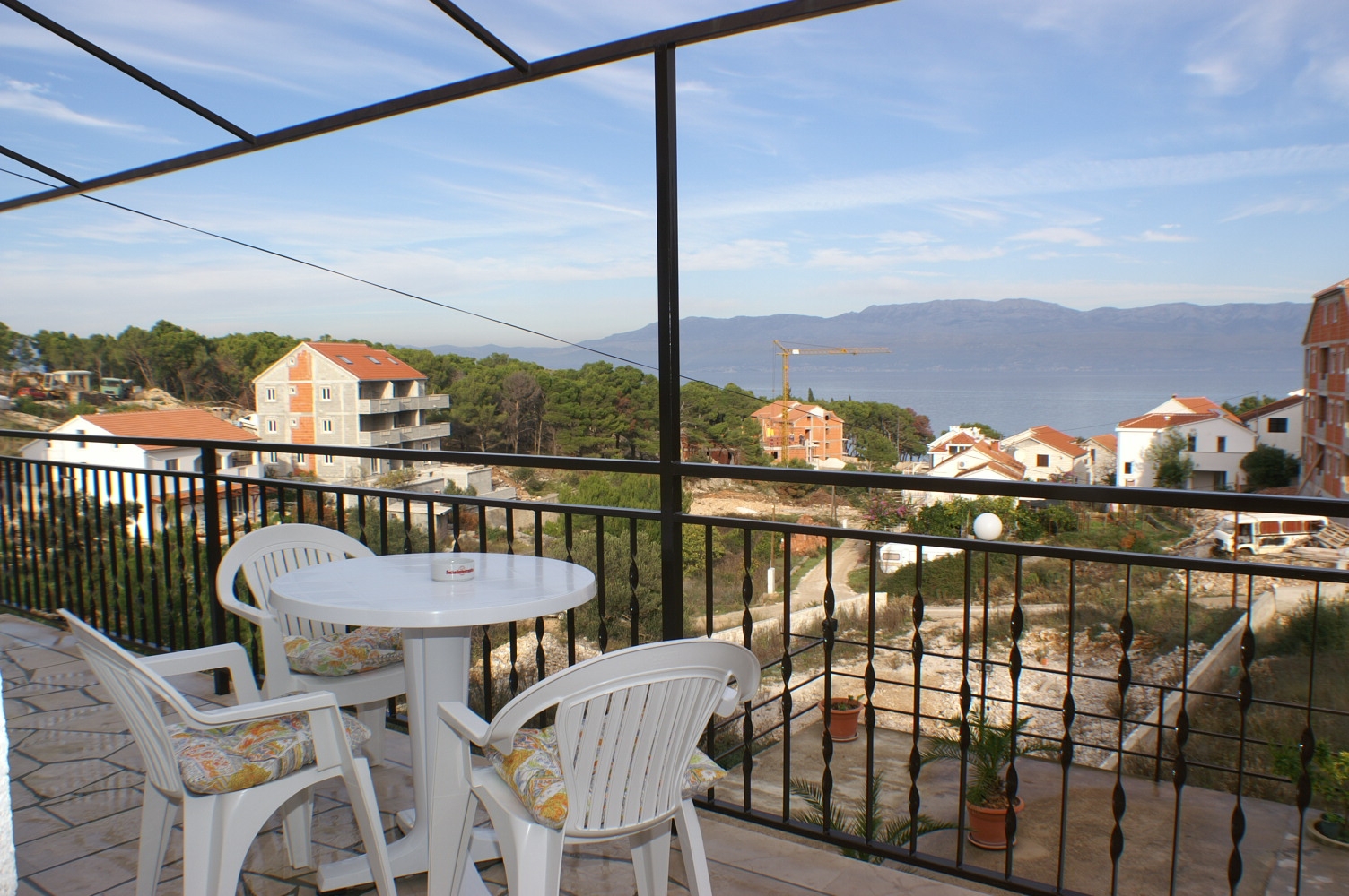 Studio flat with balcony and sea view Sutivan, Brač  AS-a