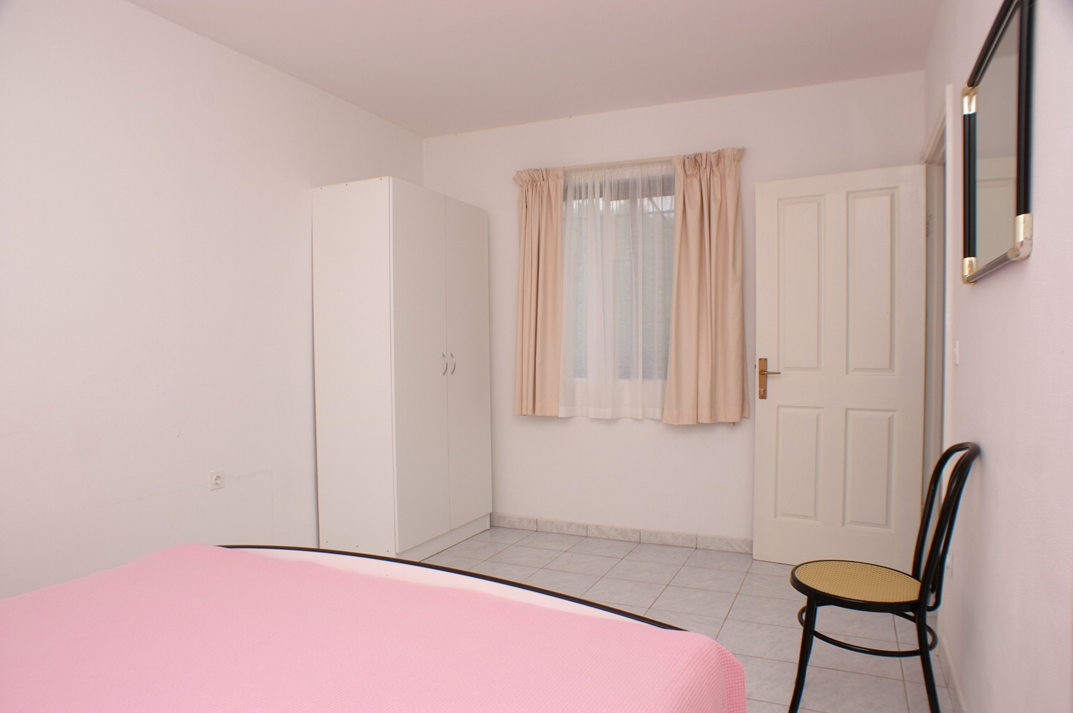 Two bedroom apartment with terrace and sea view Sutivan, Brač  A-b