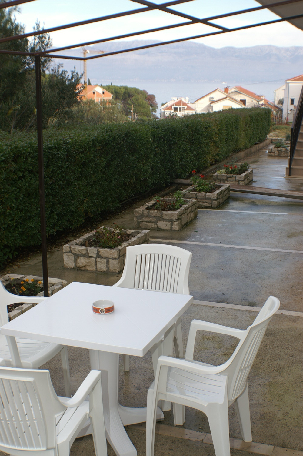 Two bedroom apartment with terrace and sea view Sutivan, Brač  A-b