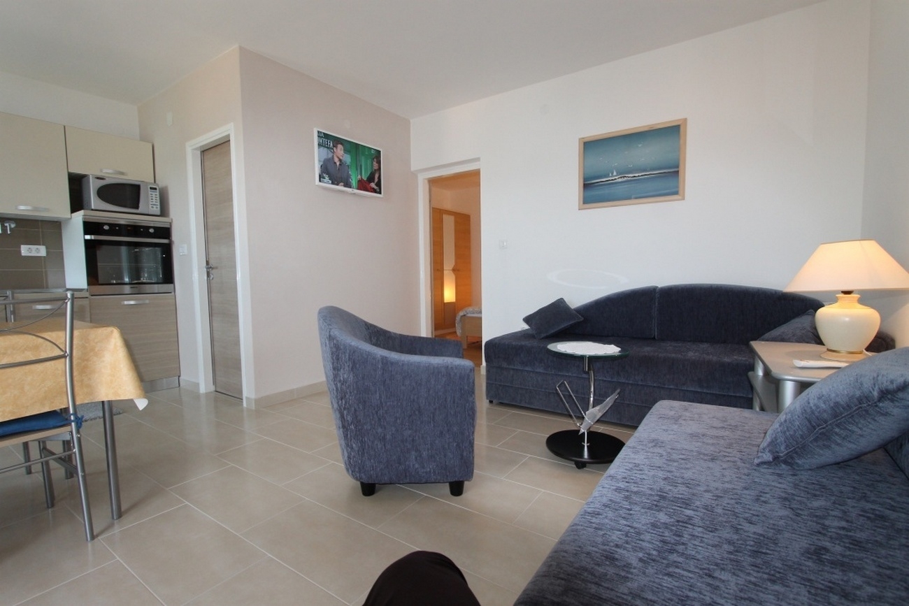 One bedroom apartment with terrace and sea view Rabac, Labin  A-d