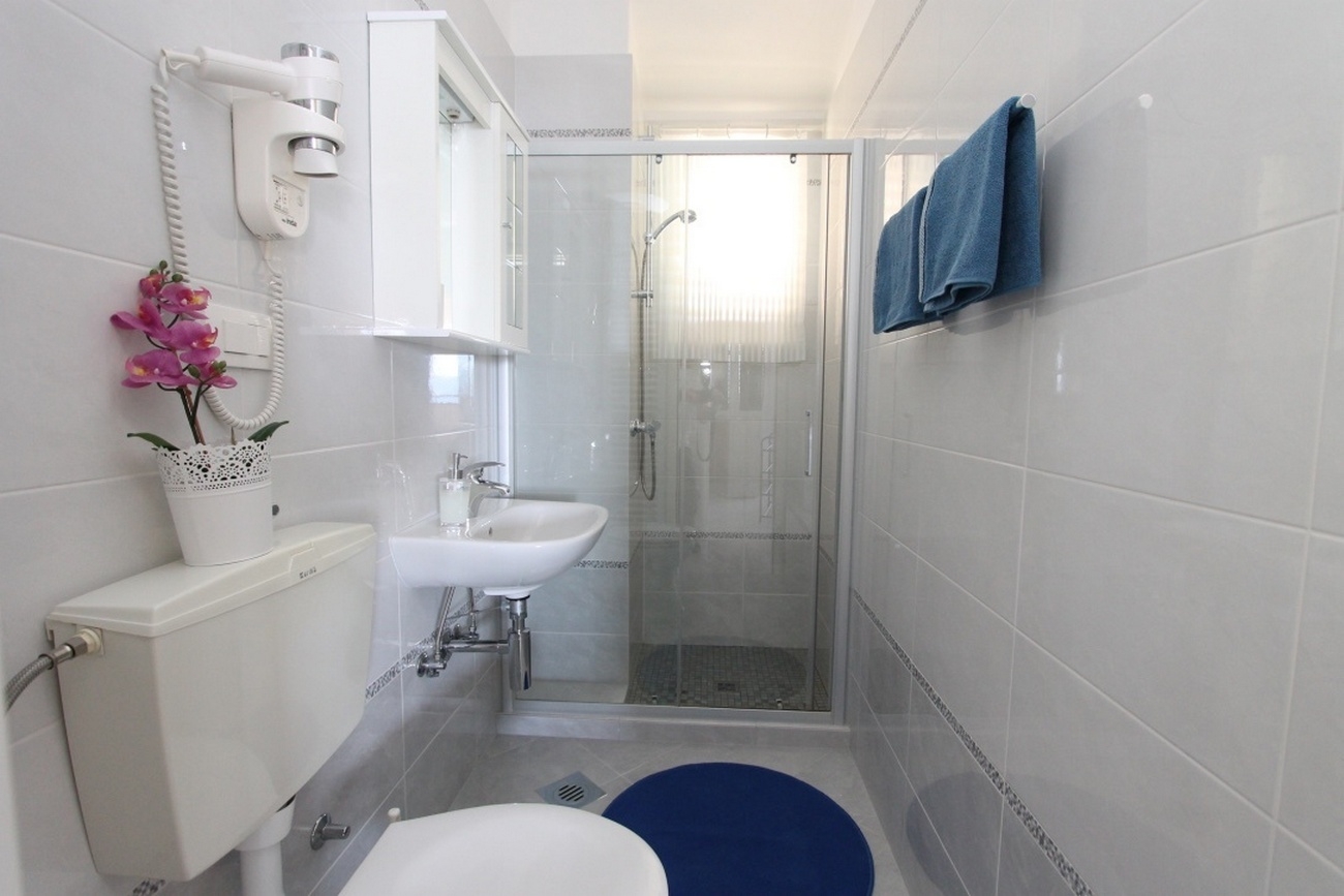 Three bedroom apartment with terrace and sea view Rabac, Labin  A-e