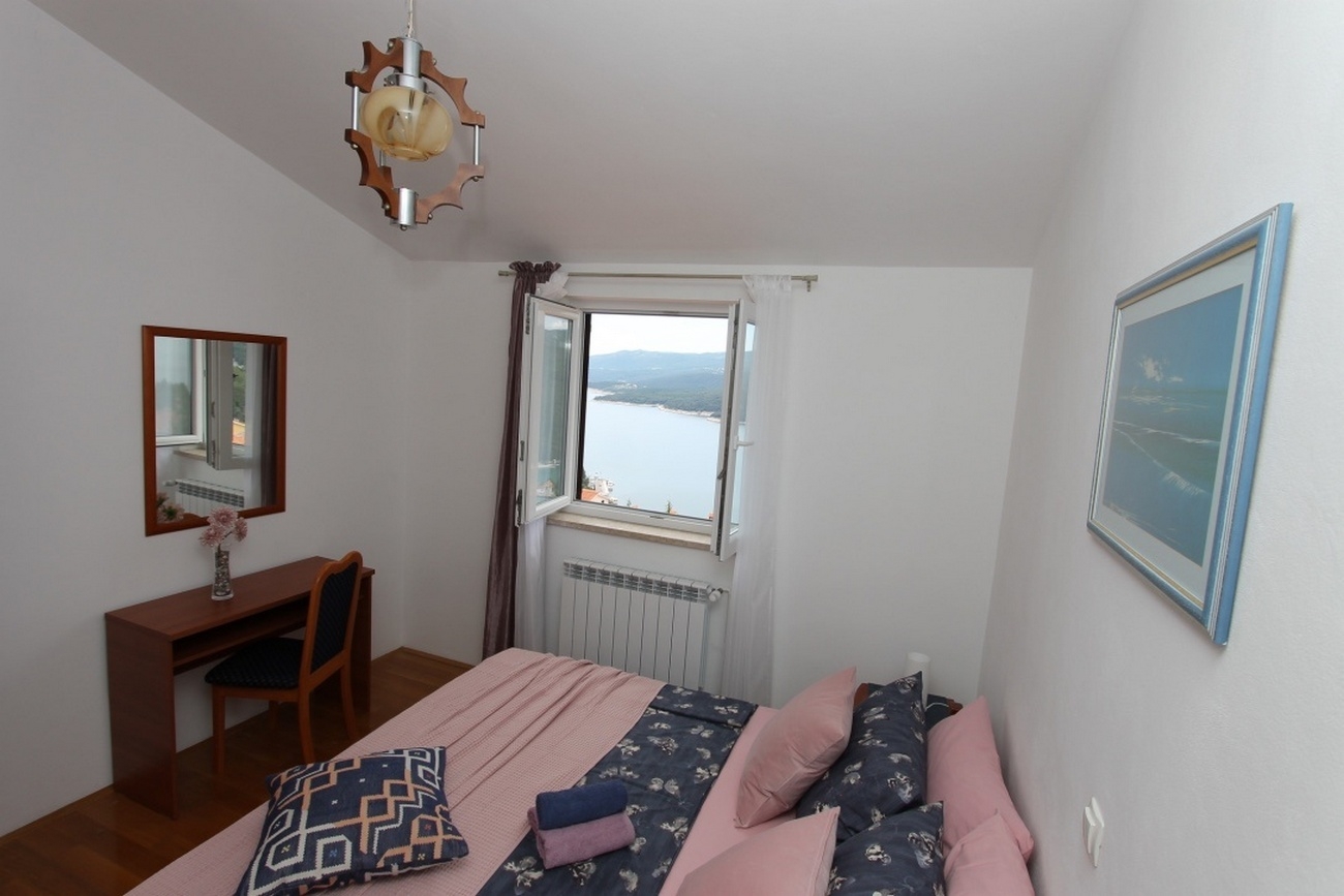Three bedroom apartment with terrace and sea view Rabac, Labin  A-e