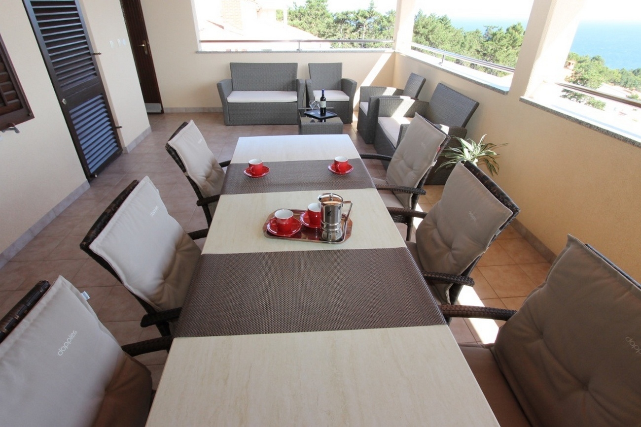 Three bedroom apartment with terrace and sea view Rabac, Labin  A-e