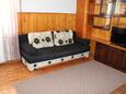 Senj, Living room in the apartment, (pet friendly) and WiFi.