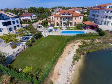 Medulin, Medulin, Szálláshely 7479 - Apartmanok a tenger közelében homokos stranddal.